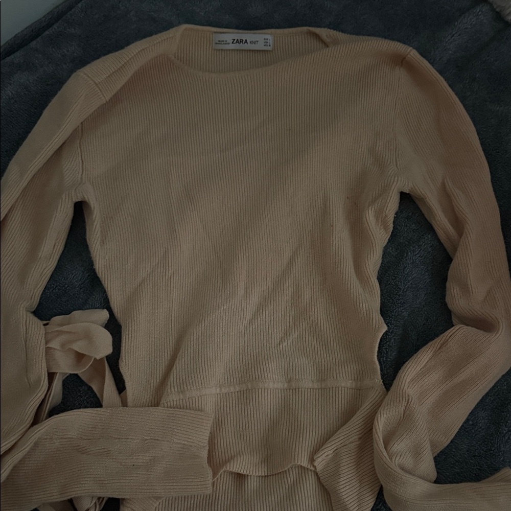 Zara Beige Ribbed Knit Top